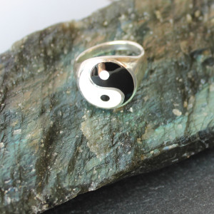 Yin Yang Sterling Silver and Enamel Ring