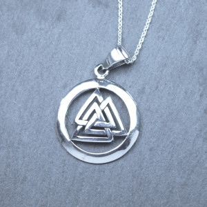 Valknut In Circle Sterling Silver Necklace