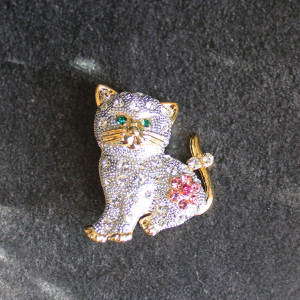 Cat Brooch