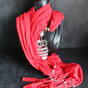 Owl Pendant Scarf In Red