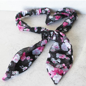 Flower Design Chiffon Headband in Black and Pink