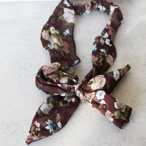 Flower Design Chiffon Headband in Brown