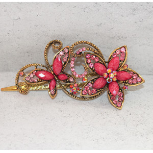 Vintage Style Metal Beak Clip In a Dark Pink Flower Design